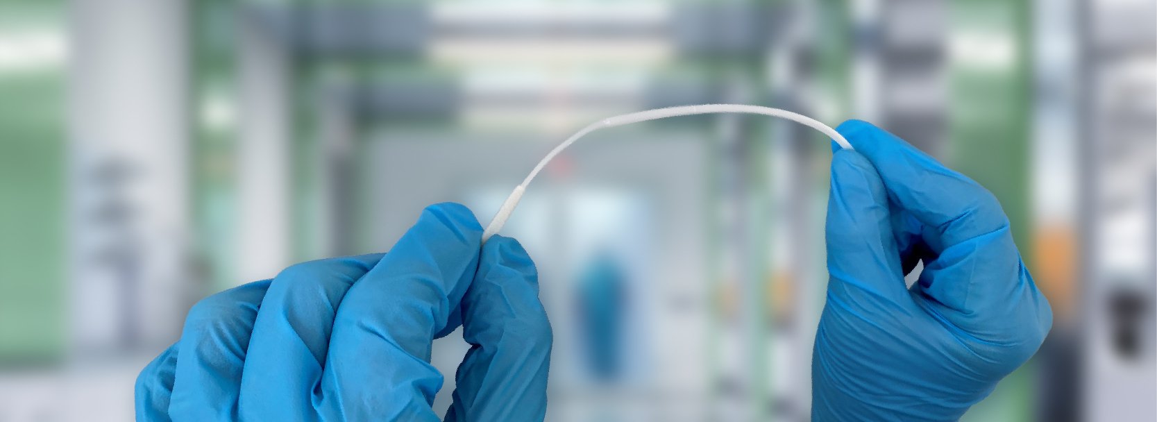 What Are Flexible Swab Handles? Benefits, Applications, and Buyer’s Guide